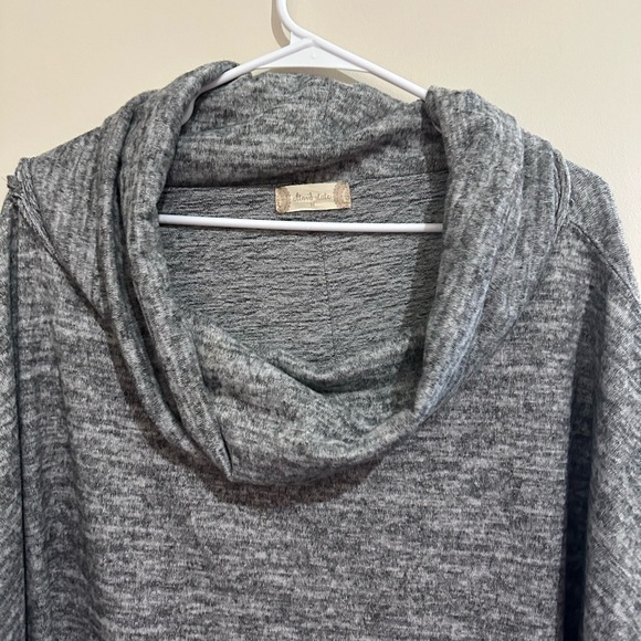 Altar’d State Medium Gray Cowl Neck Oversized Poncho Style Blouse - Picture 2 of 5